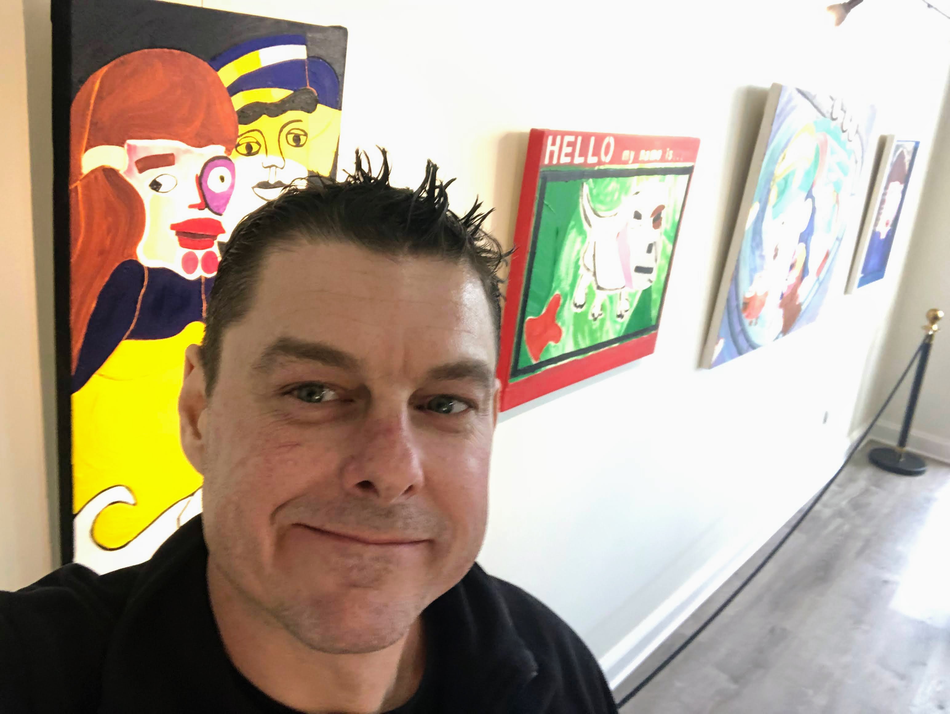 Erik Kleiber with artwork